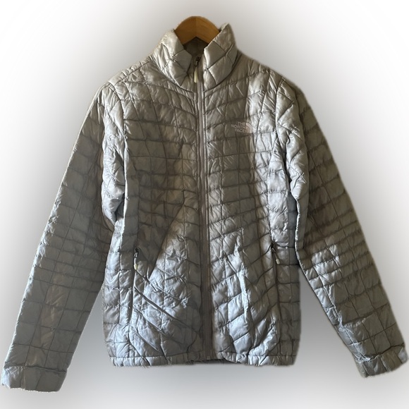 🎉HP🎉 The North Face Women’s ThermoBall Jacket - Picture 4 of 9